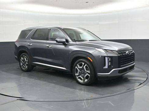 Used 2025 Hyundai Palisade SEL FWD image 1