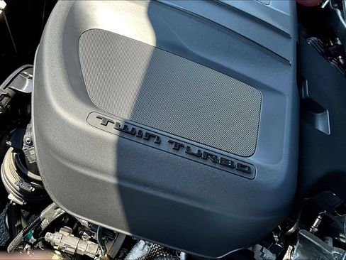 Used 2026 RAM 1500 Laramie AWD/4WD image 29