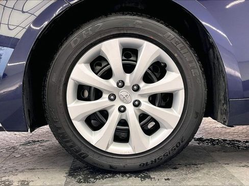 Used 2022 Toyota Corolla LE image 8