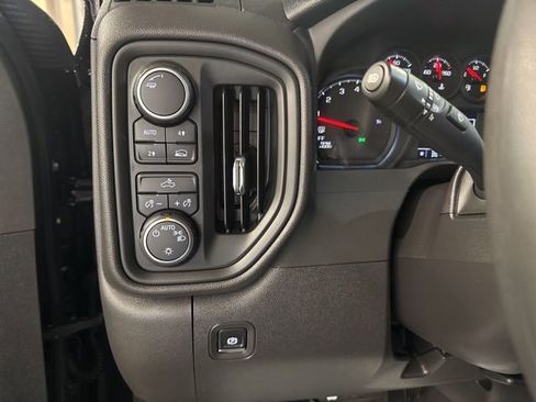 Used 2025 Chevrolet Silverado 1500 W/T w/ LPO, Dark Essentials Package image 19
