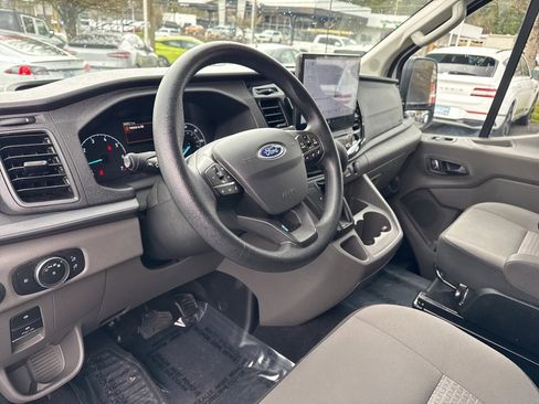 Used 2024 Ford Transit 350 XLT image 18