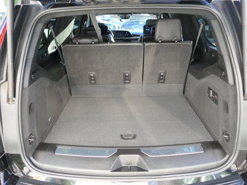 Certified 2023 Cadillac Escalade ESV Sport Platinum w/ Heavy-Duty Trailer Package image 23