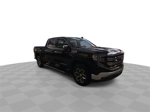 Certified 2023 GMC Sierra 1500 SLT w/ SLT Premium Package image 3