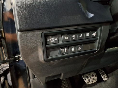 Used 2022 Toyota Tundra SR5 w/ TRD Off-Road Premium Package image 16