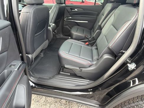 New 2026 Chevrolet Traverse Z71 image 17