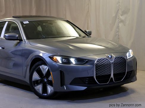 New 2026 BMW i4 xDrive40i image 2