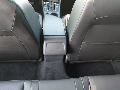 Used 2024 Volkswagen Jetta SE FWD image 25