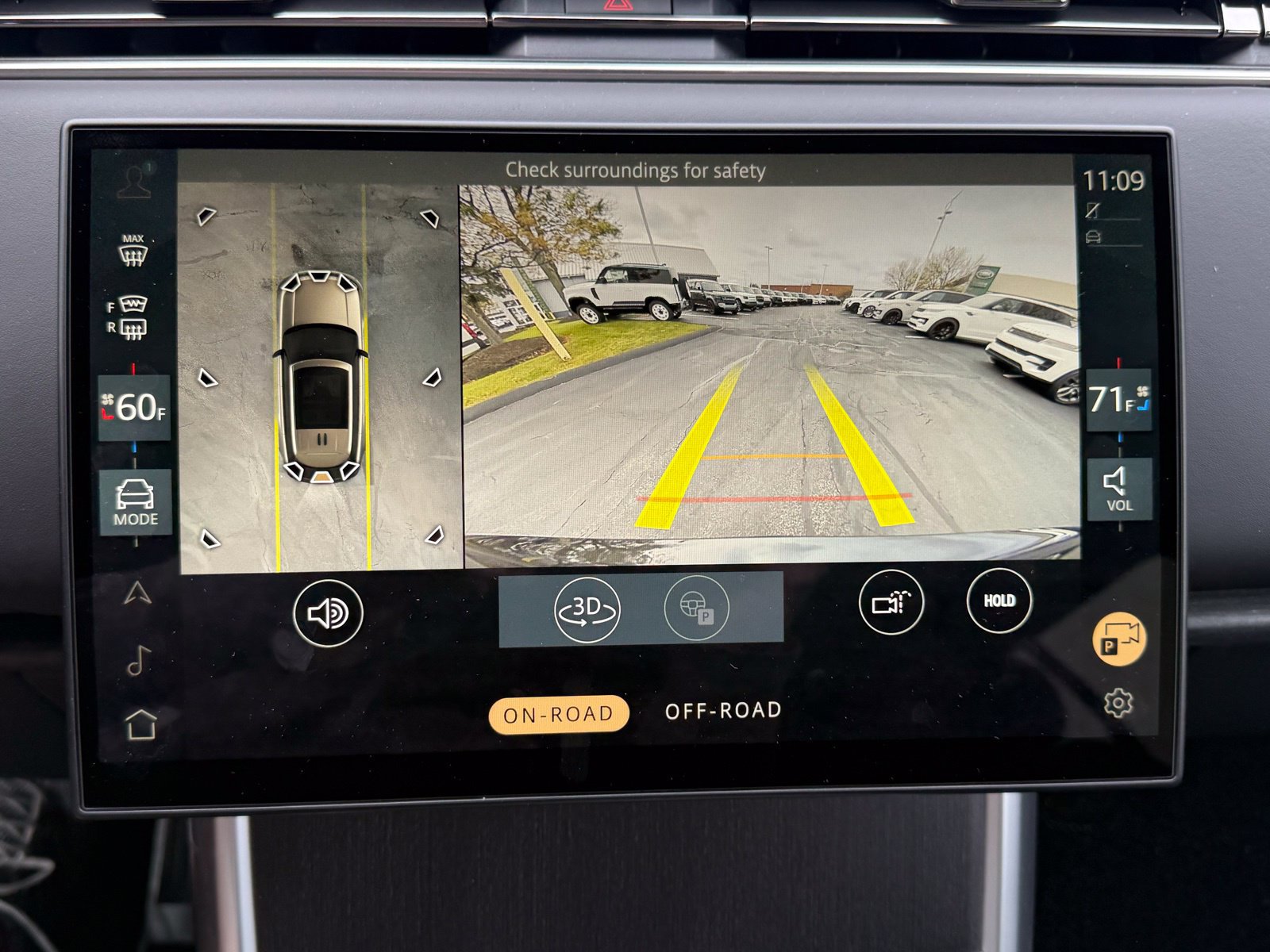 New 2025 Land Rover Range Rover SE AWD/4WD image 39