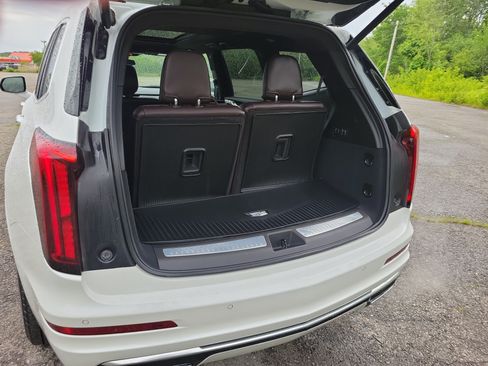 Certified 2024 Cadillac XT6 Premium Luxury AWD/4WD image 18