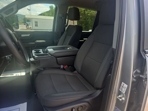 Used 2026 Chevrolet Silverado 2500 Custom w/ Custom Value Package AWD/4WD image 14