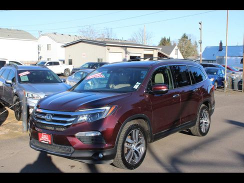Used 2016 Honda Pilot Touring image 1