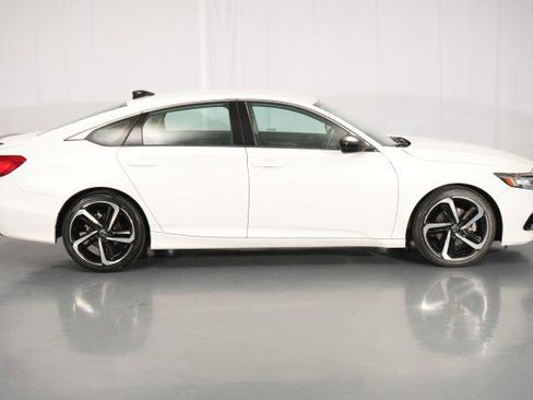 Used 2022 Honda Accord Sport Special Edition image 10