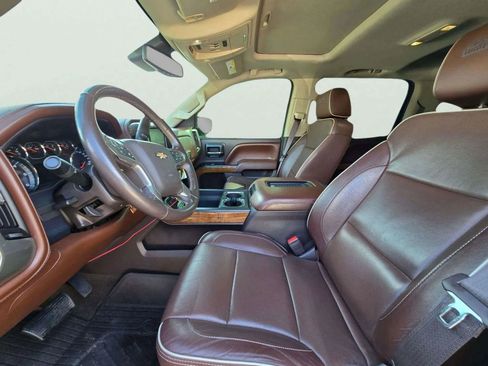 Used 2017 Chevrolet Silverado 1500 High Country image 11