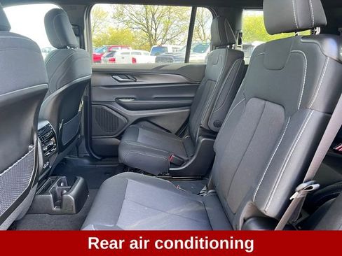 New 2026 Jeep Grand Cherokee L Laredo AWD/4WD image 8