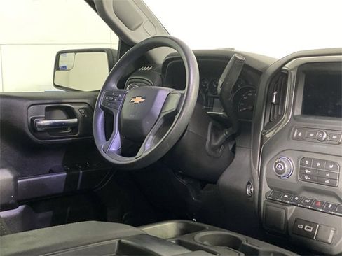Used 2024 Chevrolet Silverado 1500 Custom image 10