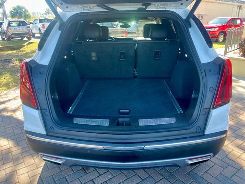 Used 2023 Cadillac XT5 Premium Luxury image 5