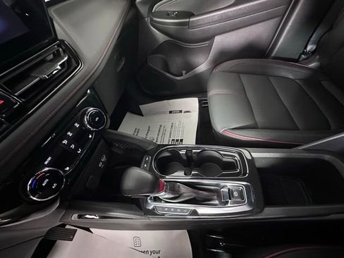 Used 2024 Chevrolet TrailBlazer RS w/ Convenience Package image 29