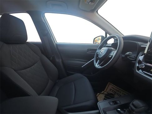 Certified 2026 Toyota Corolla Cross LE image 14