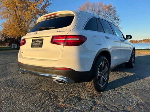 Used 2019 Mercedes-Benz GLC 300 4MATIC w/ Multimedia Package image 20