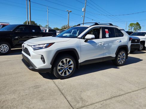 New 2025 Toyota RAV4 XLE Premium image 3