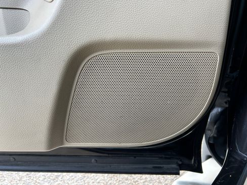 Used 2012 Nissan Armada Platinum image 24