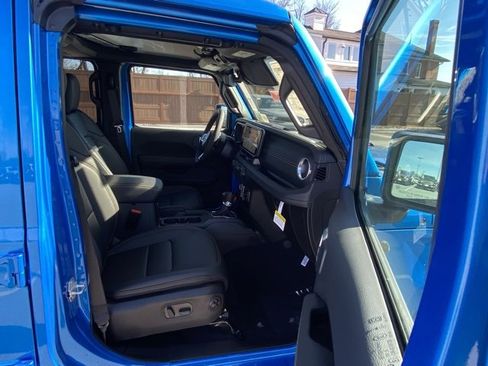 New 2026 Jeep Wrangler Sahara image 31