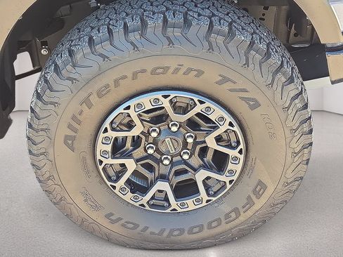 Used 2024 Ford F150 Raptor w/ Equipment Group 803A Raptor R AWD/4WD image 11