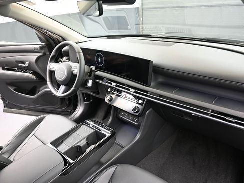 New 2026 Hyundai Tucson Limited image 12