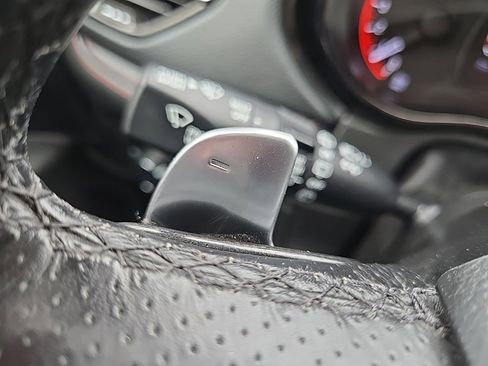 Used 2023 Dodge Durango GT image 40