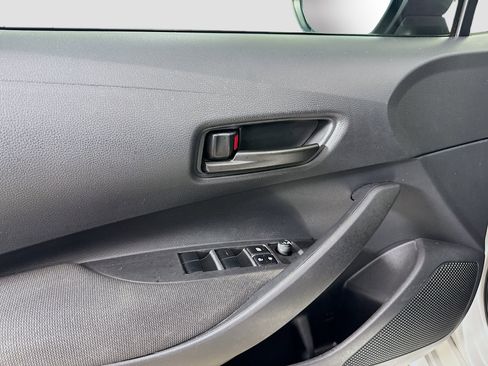 Used 2024 Toyota Corolla LE FWD image 23
