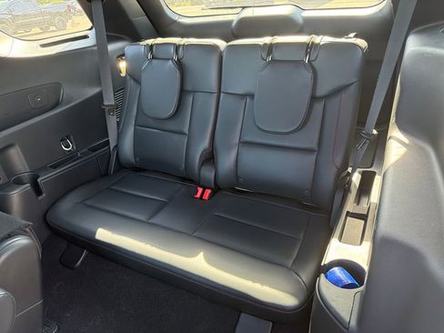Used 2025 Ford Explorer ST AWD/4WD image 9
