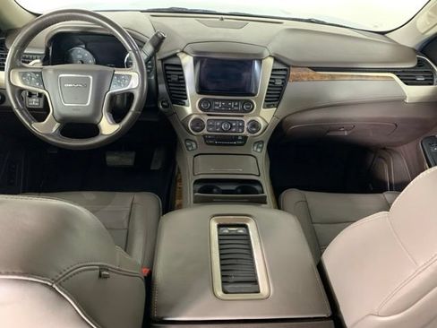 Used 2016 GMC Yukon XL Denali w/ Open Road Package AWD/4WD image 3