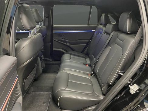 New 2025 Jeep Wagoneer S Limited image 33