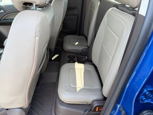 Used 2019 GMC Canyon SLE RWD image 11