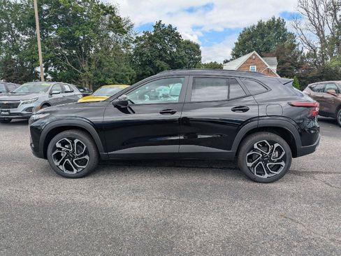 New 2026 Chevrolet Trax RS w/ Driver Confidence Package FWD image 13