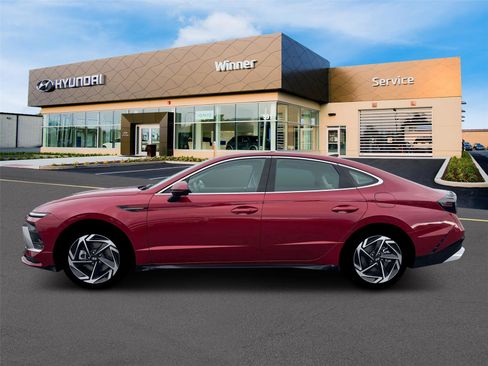 New 2026 Hyundai Sonata SEL FWD image 3