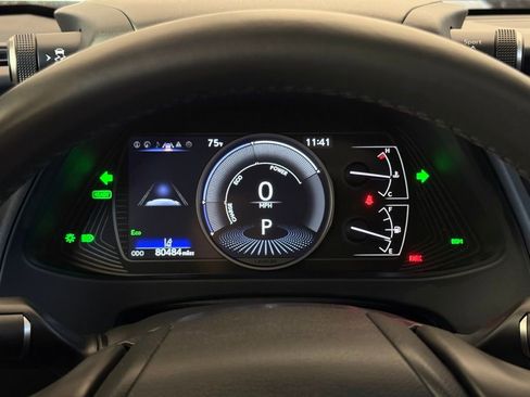Used 2023 Lexus UX 250h FWD image 23