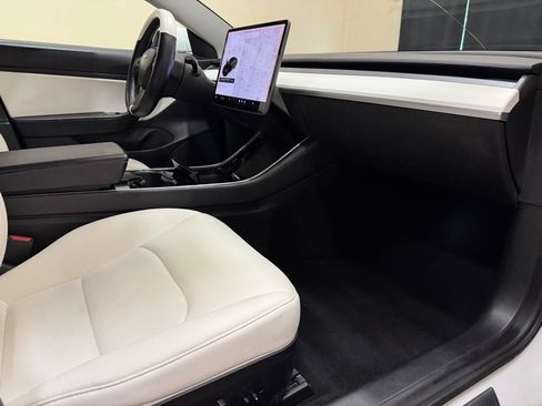 Used 2020 Tesla Model 3 Performance AWD/4WD image 28