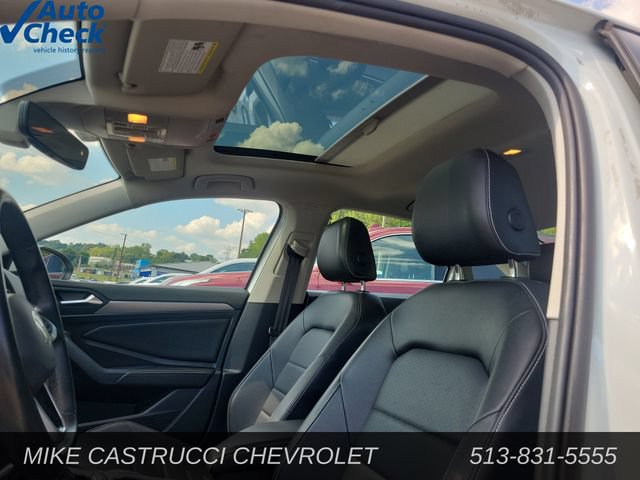 Used 2022 Volkswagen Jetta SE FWD image 23