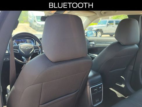 Used 2021 Chrysler 300 Touring RWD image 12