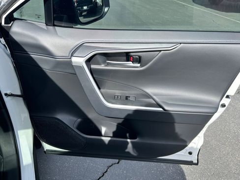 Used 2025 Toyota RAV4 XSE w/ Advanced Technology Package image 26