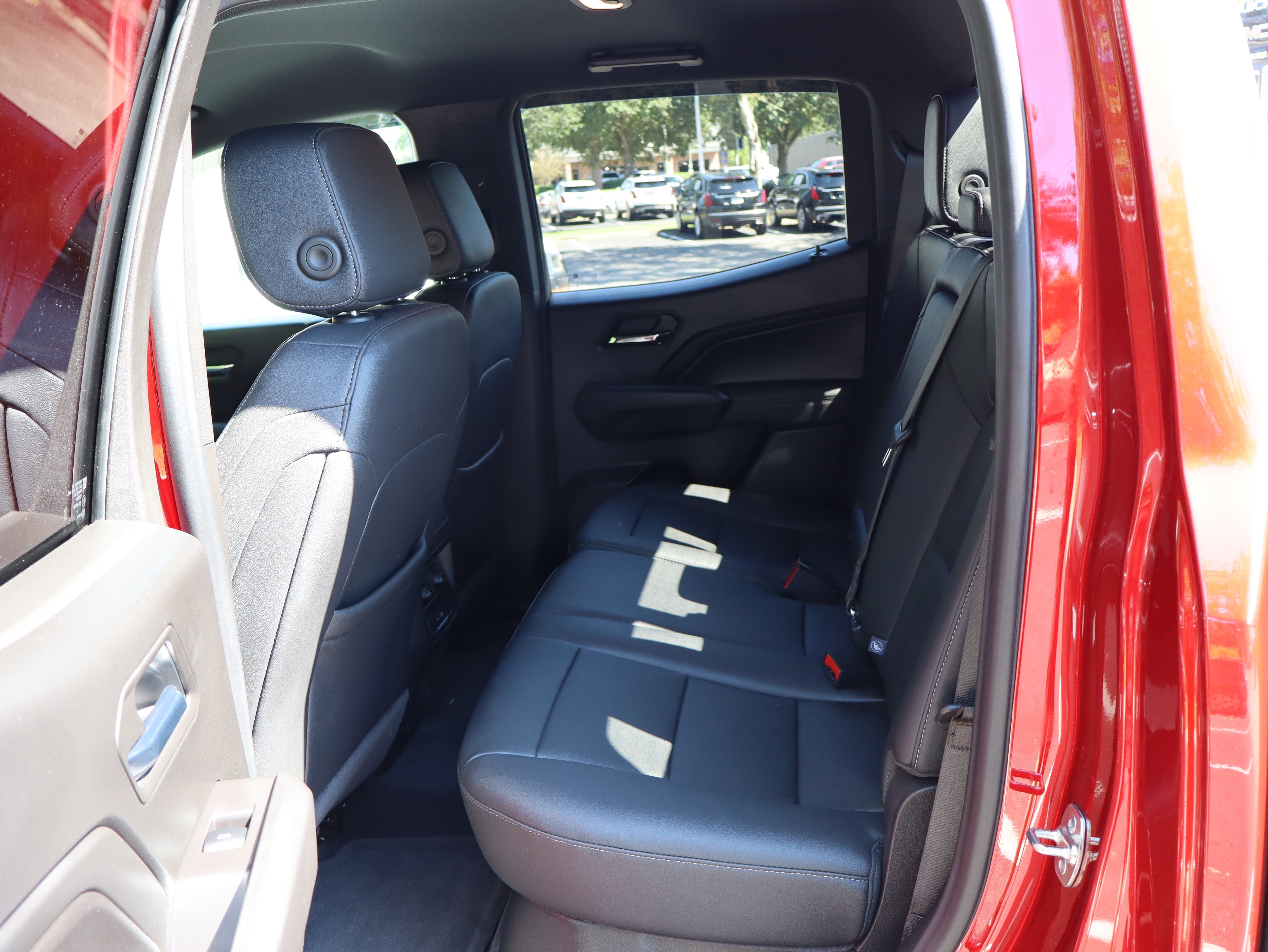 Used 2025 GMC Canyon Elevation w/ Convenience Package RWD image 44