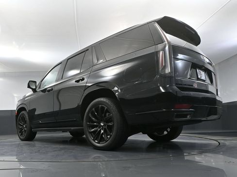 Used 2021 Cadillac Escalade Sport w/ LPO, Illumination Package AWD/4WD image 64