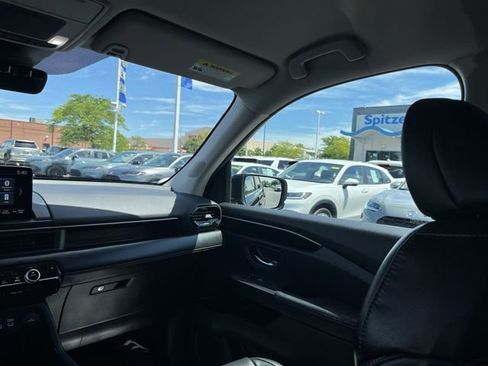 Used 2023 Honda Pilot EX-L image 13