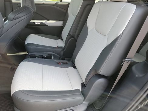 Used 2026 Lexus TX 500h AWD w/ Technology Package image 15