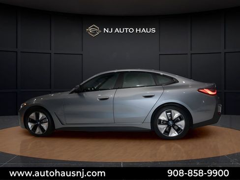 Used 2023 BMW i4 eDrive35 image 5