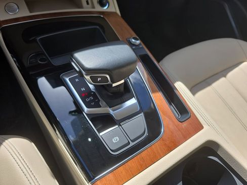 Certified 2023 Audi Q5 2.0T Premium w/ Convenience Package image 19