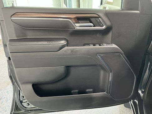Used 2023 Chevrolet Silverado 1500 LT AWD/4WD image 24