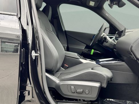 Used 2026 BMW X3 xDrive30 w/ M Sport Package image 20