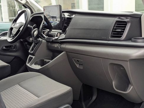Used 2023 Ford Transit 350 XLT image 21